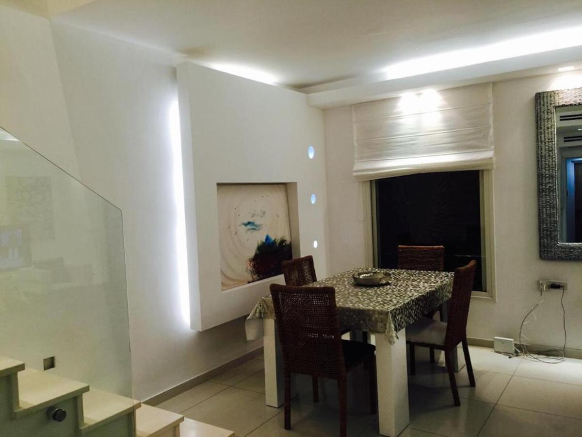 Regency Residence With Pool - Next The Beach Herzelia Esterno foto